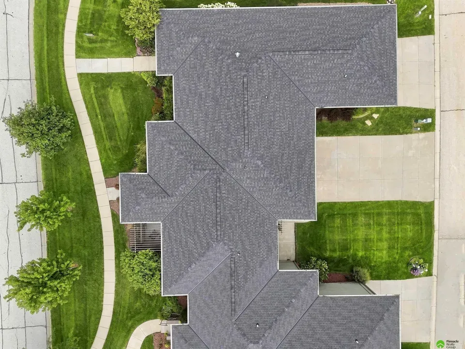 3 Bed 1 Bath Established Multi-Level Townhouse in Lincoln, NE - 2