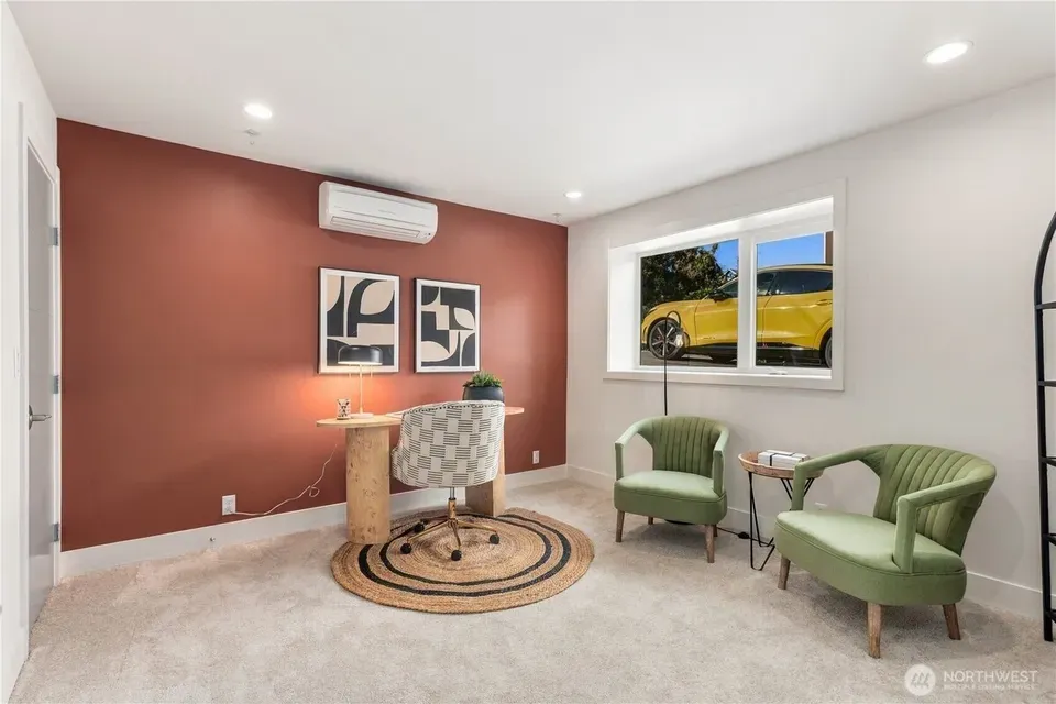 3 Bed 1 Bath Established Multi-Level Townhouse in Seattle, WA - 5