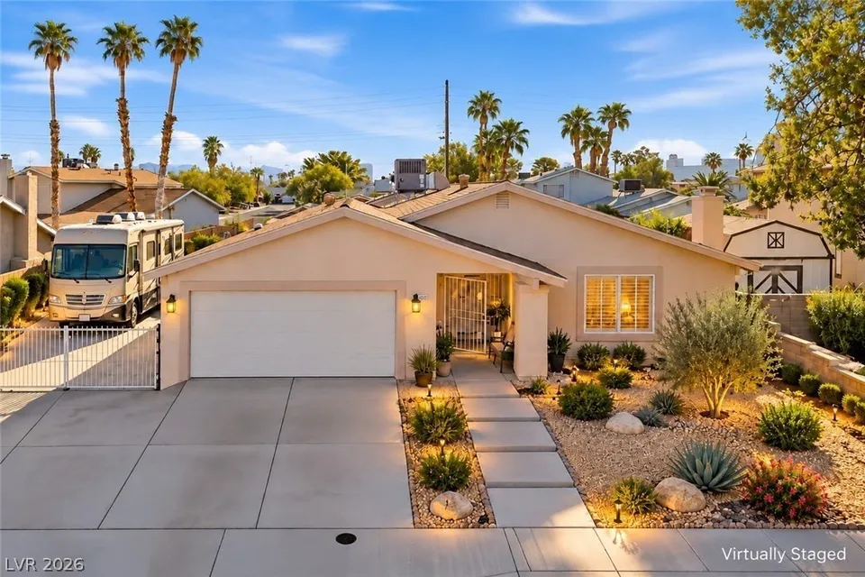 3 Bed 1 Bath Mediterranean Revival in Las Vegas, NV