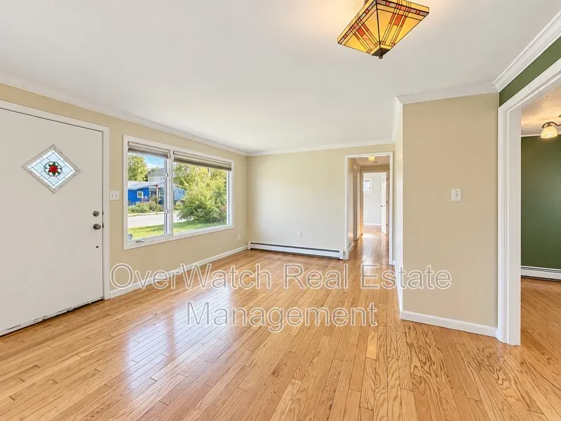 3 Bed 1 Bath Modern Contemporary Residence in Anchorage, AK - 2
