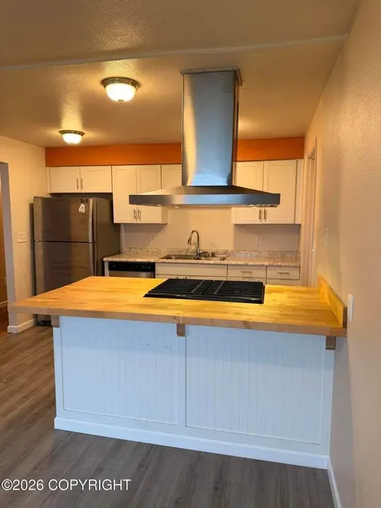 3 Bed 1 Bath Modern Contemporary Residence in Anchorage, AK - 2