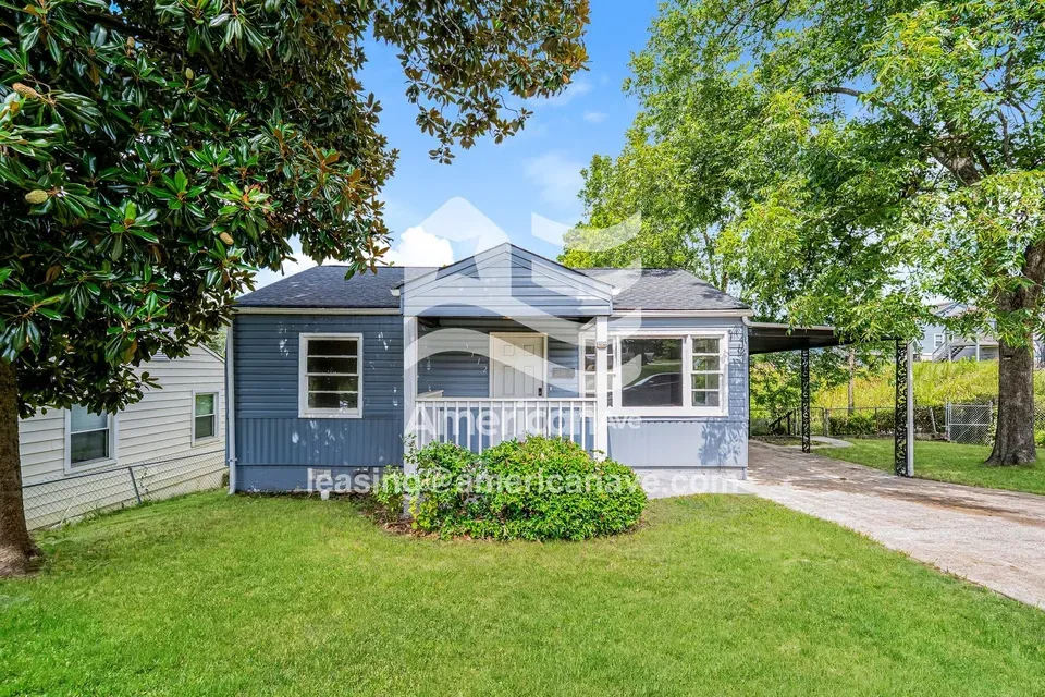 3 Bed 1 Bath Modern Contemporary Residence in Birmingham, AL