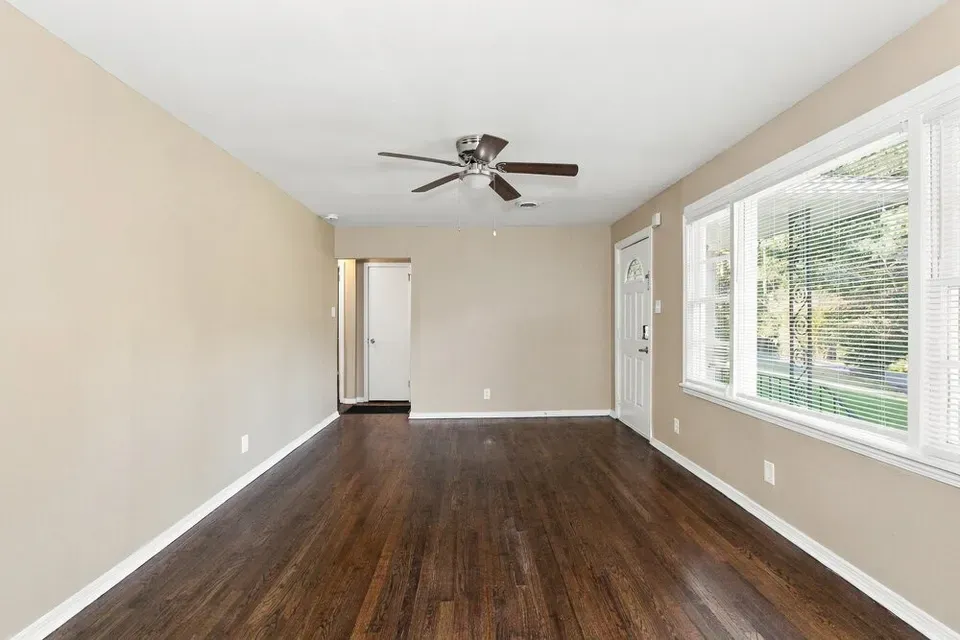 3 Bed 1 Bath Modern Contemporary Residence in Birmingham, AL - 4