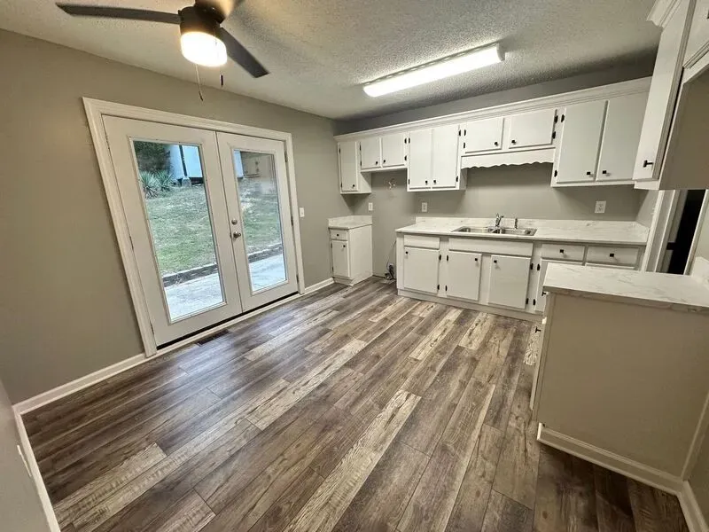 3 Bed 1 Bath Modern Contemporary Residence in Birmingham, AL - 4