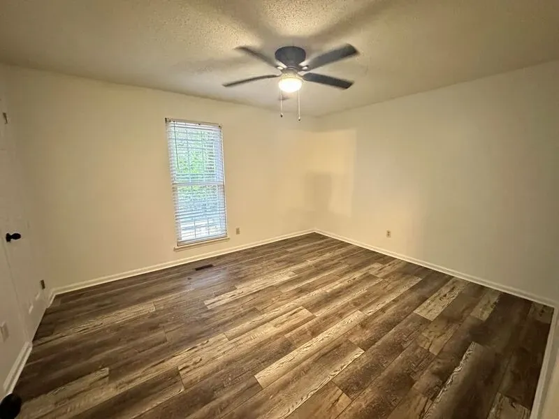 3 Bed 1 Bath Modern Contemporary Residence in Birmingham, AL - 5