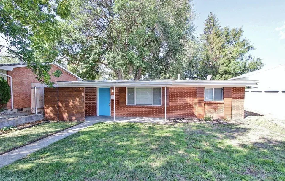 3 Bed 1 Bath Modern Contemporary Residence in Boise, ID