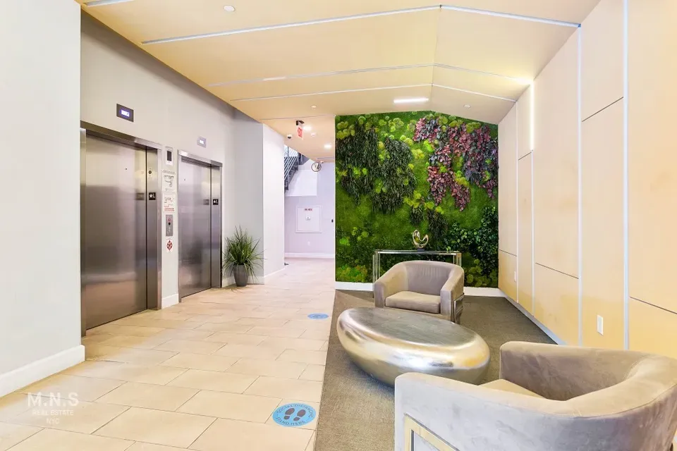 3 Bed 1 Bath Modern Contemporary Residence in Brooklyn, NY - 2