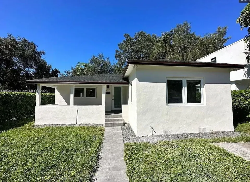3 Bed 1 Bath Modern Contemporary Residence in Coral Gables, FL