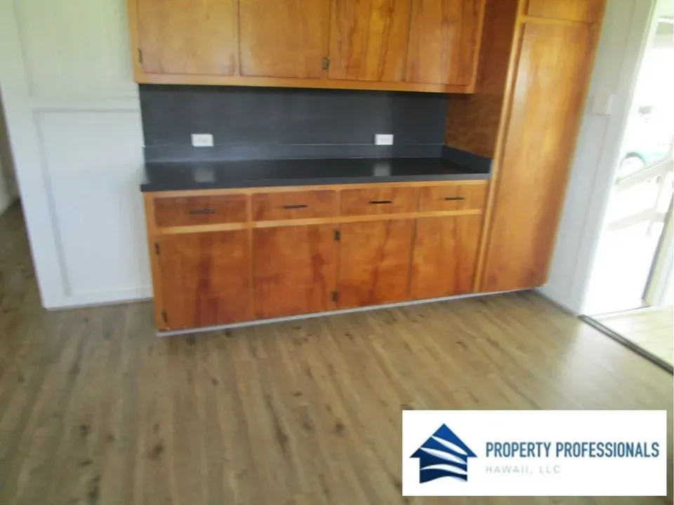 3 Bed 1 Bath Modern Contemporary Residence in Hilo, HI - 5
