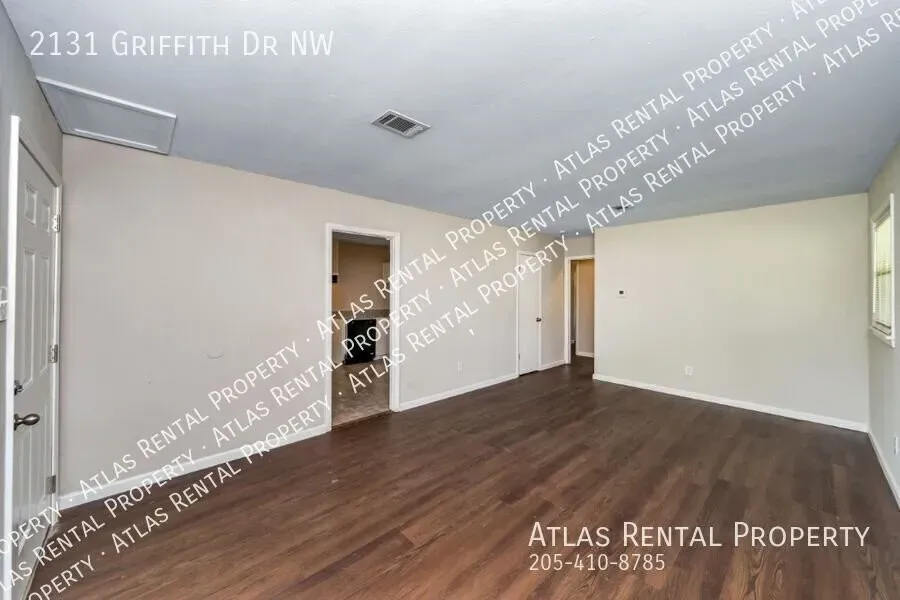 3 Bed 1 Bath Modern Contemporary Residence in Huntsville, AL - 4