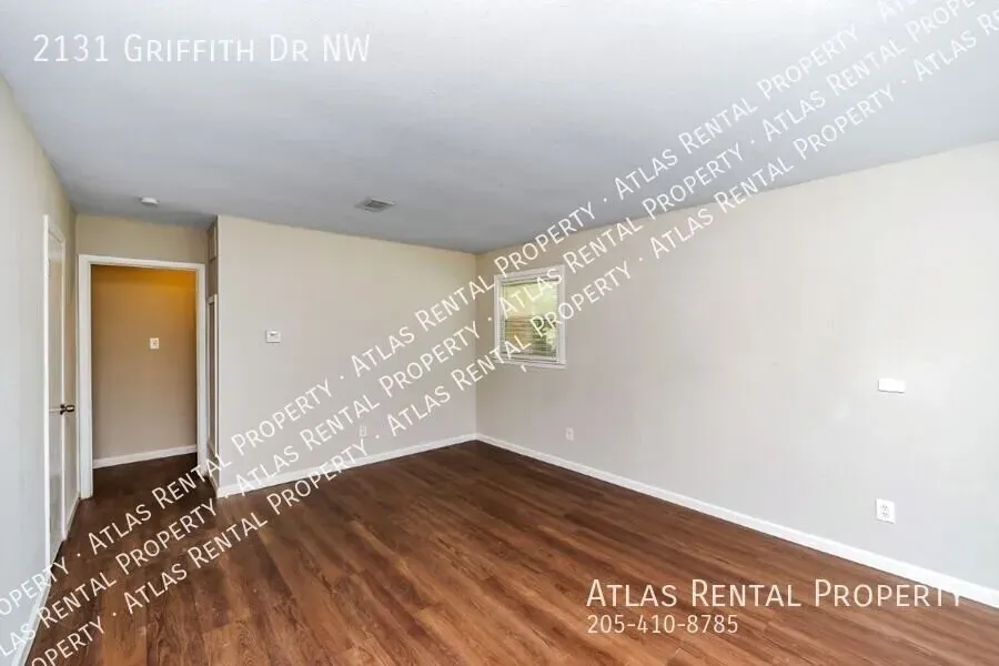 3 Bed 1 Bath Modern Contemporary Residence in Huntsville, AL - 5
