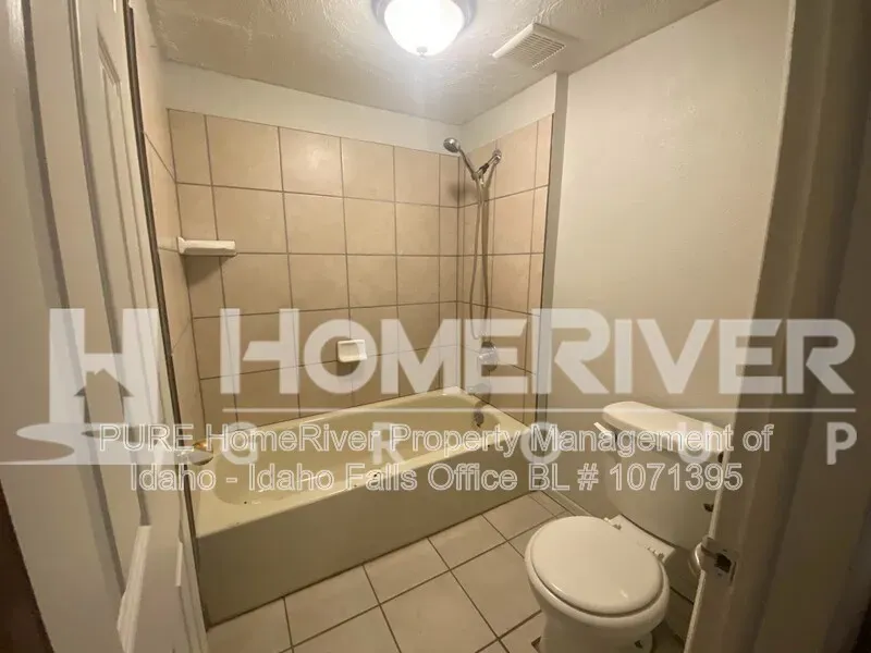 3 Bed 1 Bath Modern Contemporary Residence in Idaho Falls, ID - 5