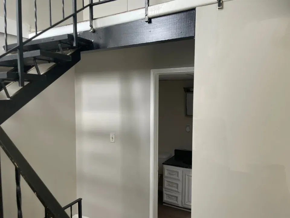 3 Bed 1 Bath Modern Contemporary Residence in Kansas City, KS - 4