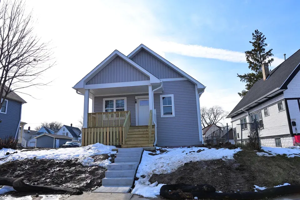 3 Bed 1 Bath Modern Contemporary Residence in Milwaukee, WI - 3