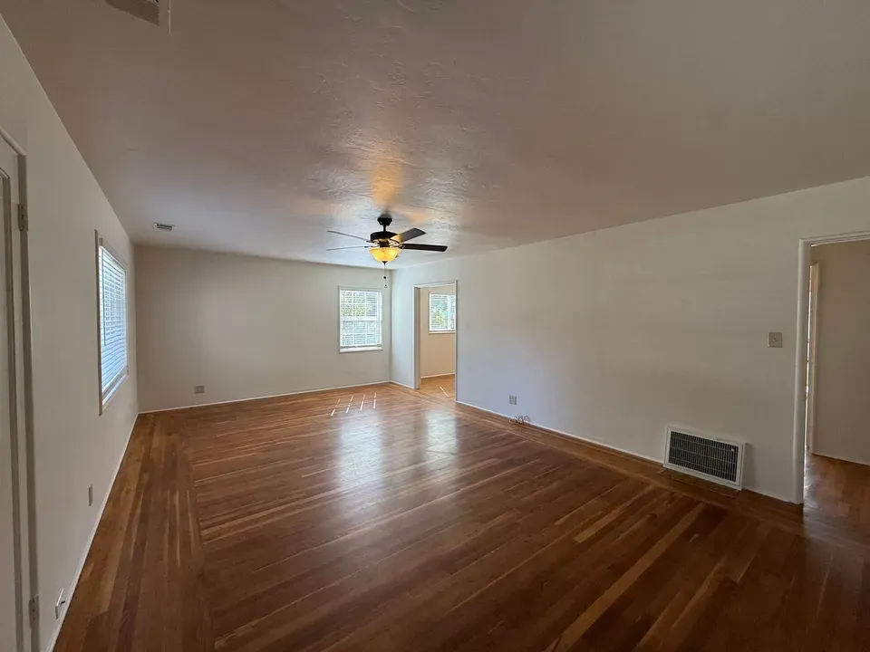 3 Bed 1 Bath Modern Contemporary Residence in Modesto, CA - 4