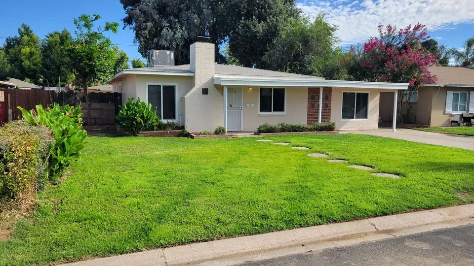 3 Bed 1 Bath Modern Contemporary Residence in Modesto, CA - 3