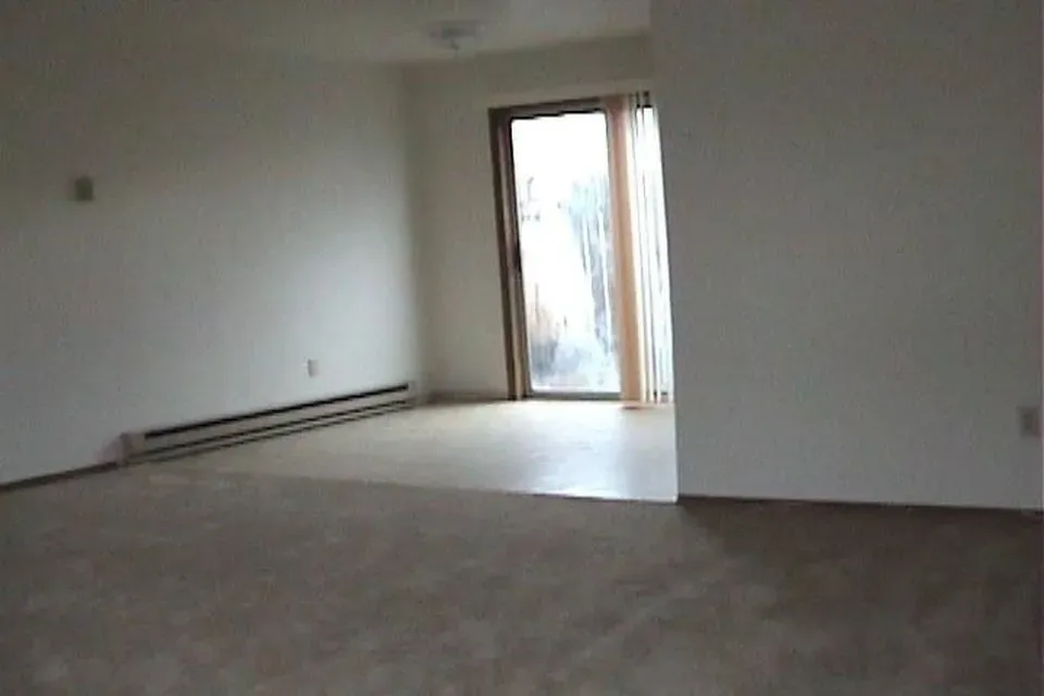 3 Bed 1 Bath Modern Contemporary Residence in Nampa, ID - 3