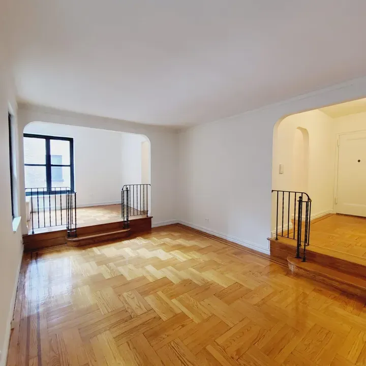 3 Bed 1 Bath Modern Contemporary Residence in New York, NY - 5