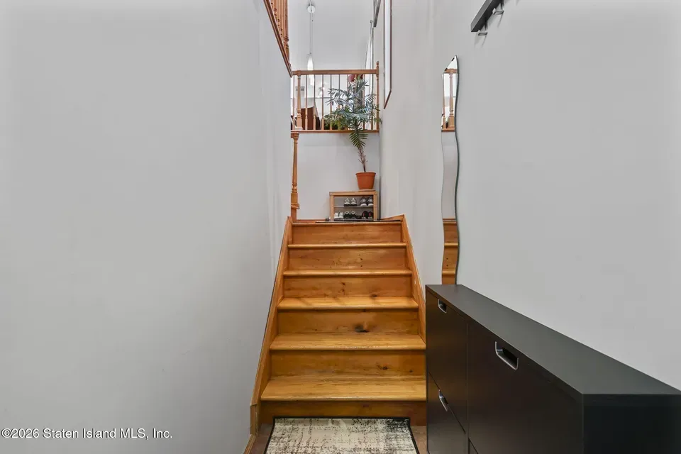 3 Bed 1 Bath Modern Contemporary Residence in New York, NY - 5