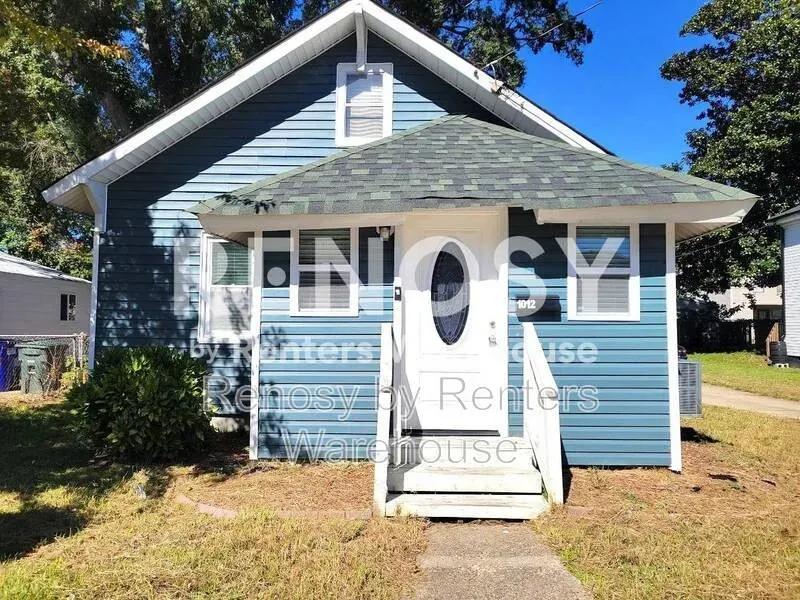 3 Bed 1 Bath Modern Contemporary Residence in Norfolk, VA