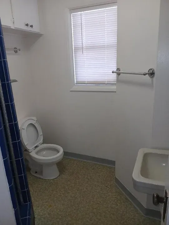 3 Bed 1 Bath Modern Contemporary Residence in Santa Cruz, CA - 5