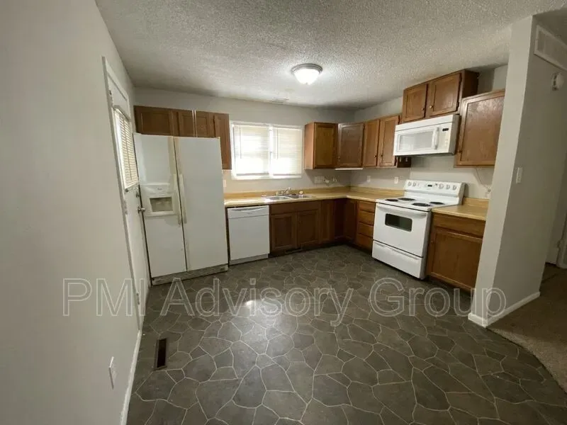 3 Bed 1 Bath Modern Contemporary Residence in Topeka, KS - 2