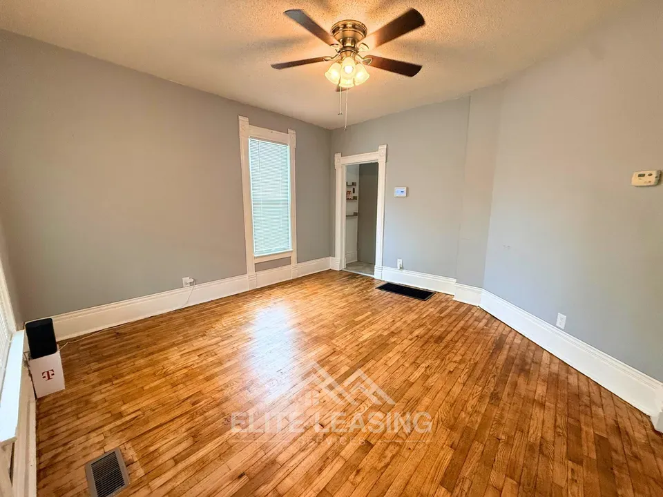 3 Bed 1 Bath Modern Contemporary Residence in Topeka, KS - 4