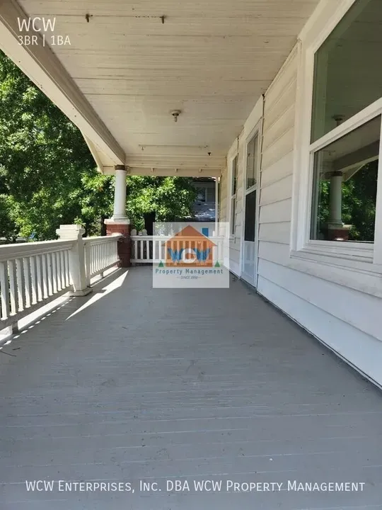 3 Bed 1 Bath Modern Contemporary Residence in Topeka, KS - 2