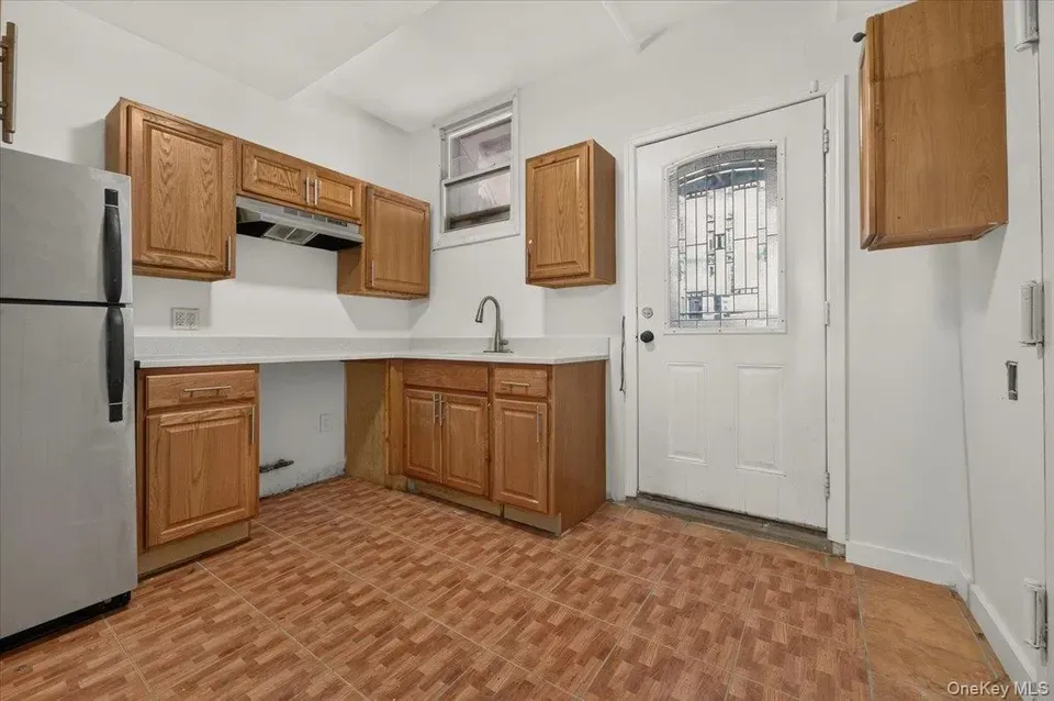 3 Bed 1 Bath Multi-Unit Residential Property in Brooklyn, NY - 3