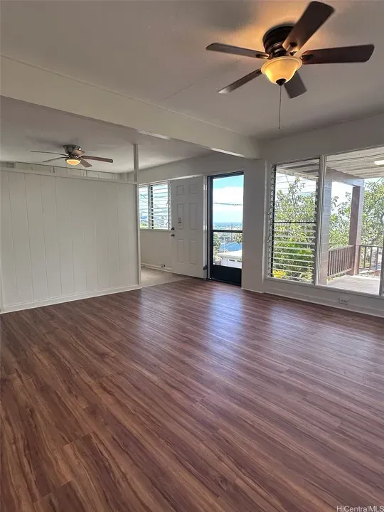 3 Bed 1 Bath Multi-Unit Residential Property in Honolulu, HI - 1