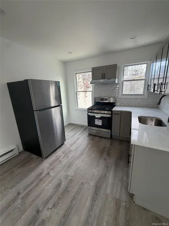3 Bed 1 Bath Multi-Unit Residential Property in Queens, NY - 5