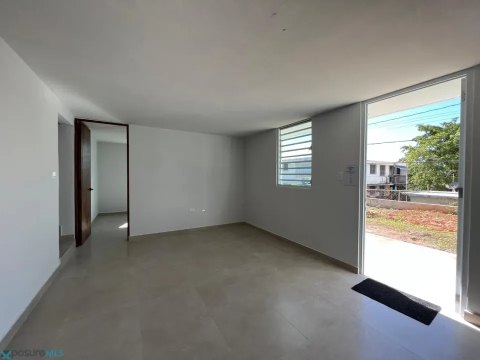 3 Bed 1 Bath Multi-Unit Residential Property in San Juan, PR - 3