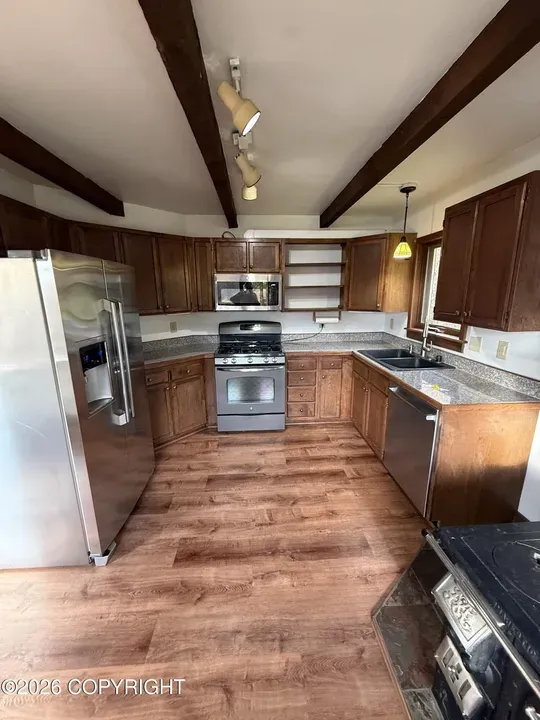 3 Bed 1 Bath Traditional Suburban Family Home in Anchorage, AK - 2