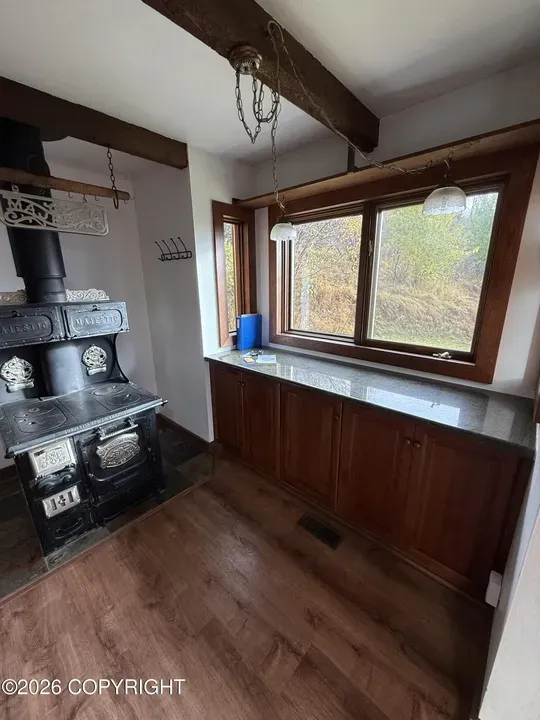 3 Bed 1 Bath Traditional Suburban Family Home in Anchorage, AK - 4