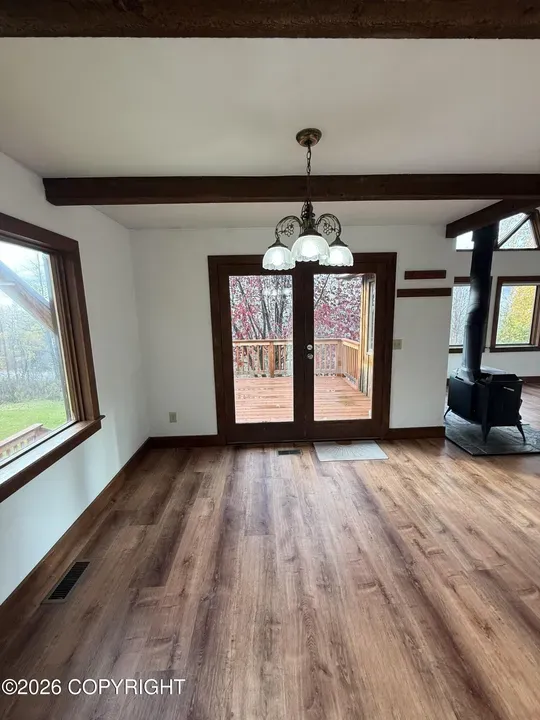 3 Bed 1 Bath Traditional Suburban Family Home in Anchorage, AK - 5
