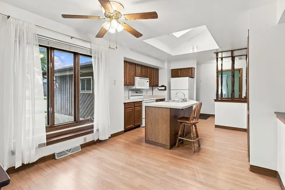 3 Bed 1 Bath Traditional Suburban Family Home in Kenosha, WI - 3