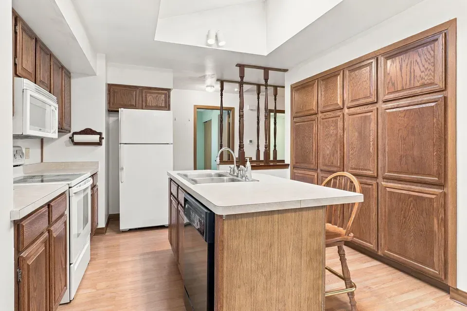 3 Bed 1 Bath Traditional Suburban Family Home in Kenosha, WI - 5