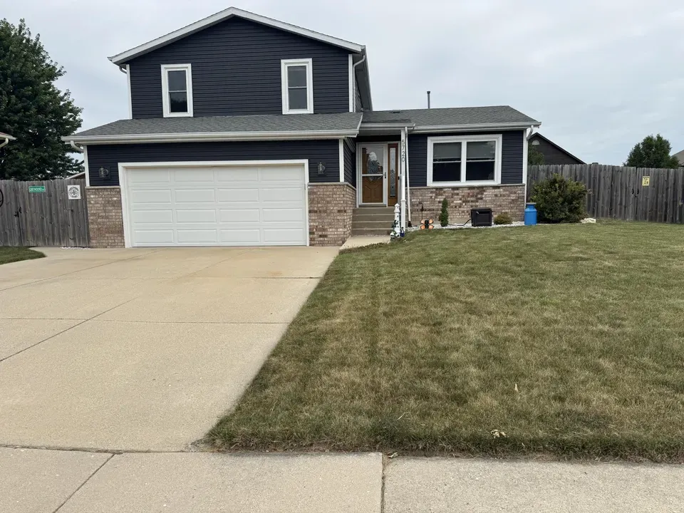 3 Bed 1 Bath Traditional Suburban Family Home in Kenosha, WI - 1