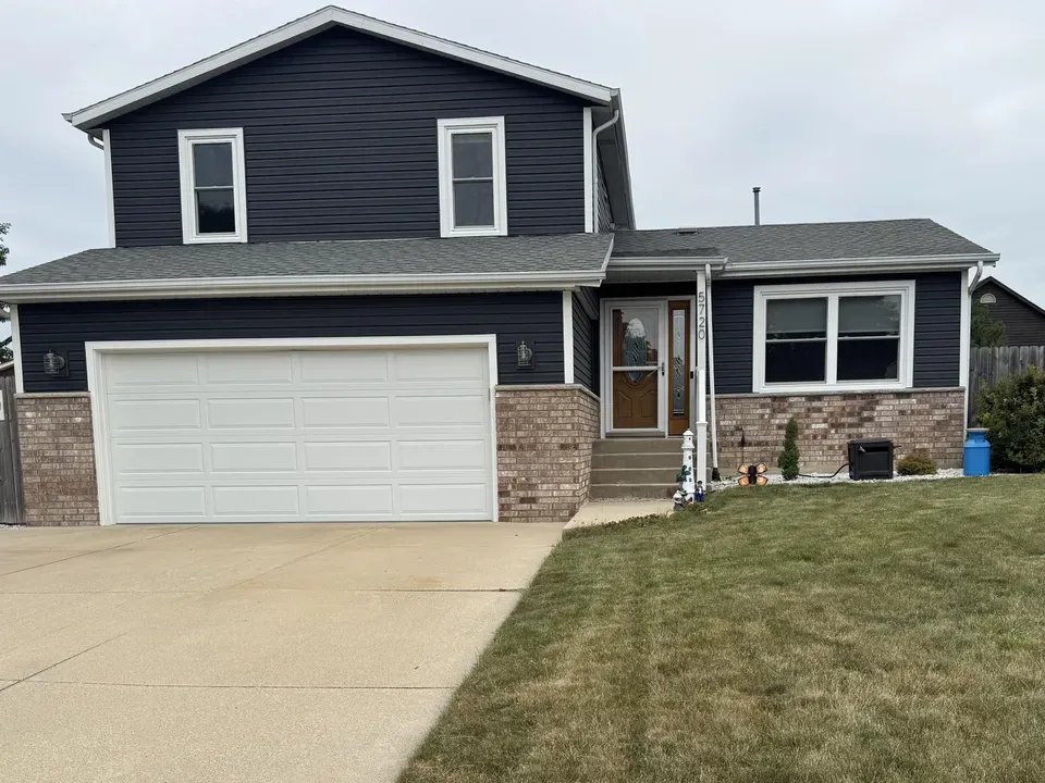 3 Bed 1 Bath Traditional Suburban Family Home in Kenosha, WI - 2