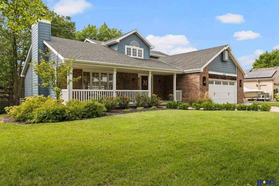 3 Bed 1 Bath Traditional Suburban Family Home in Lincoln, NE - 2