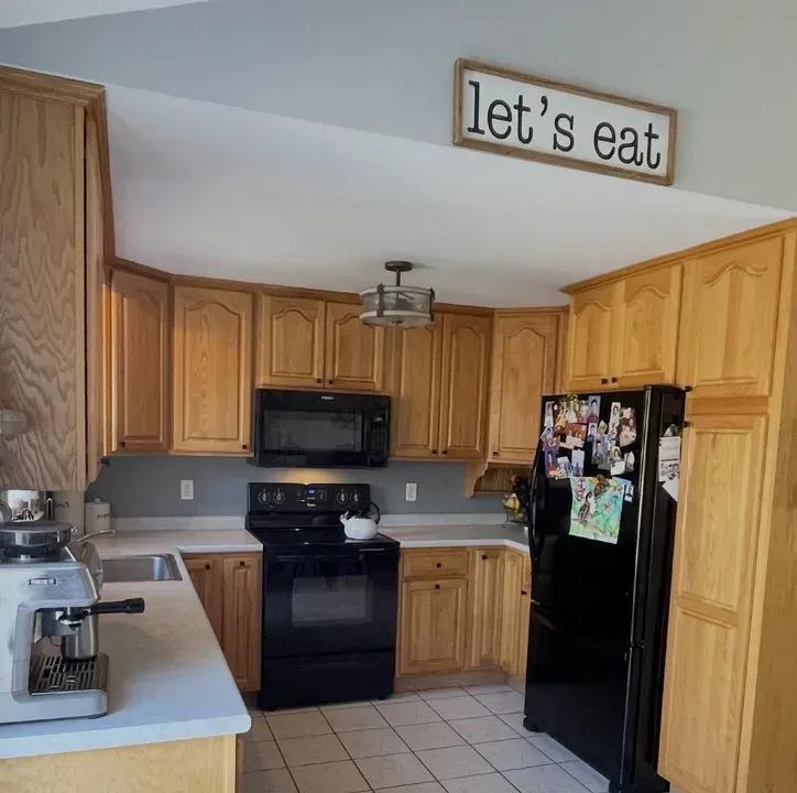 3 Bed 1 Bath Traditional Suburban Family Home in Manchester, NH - 5