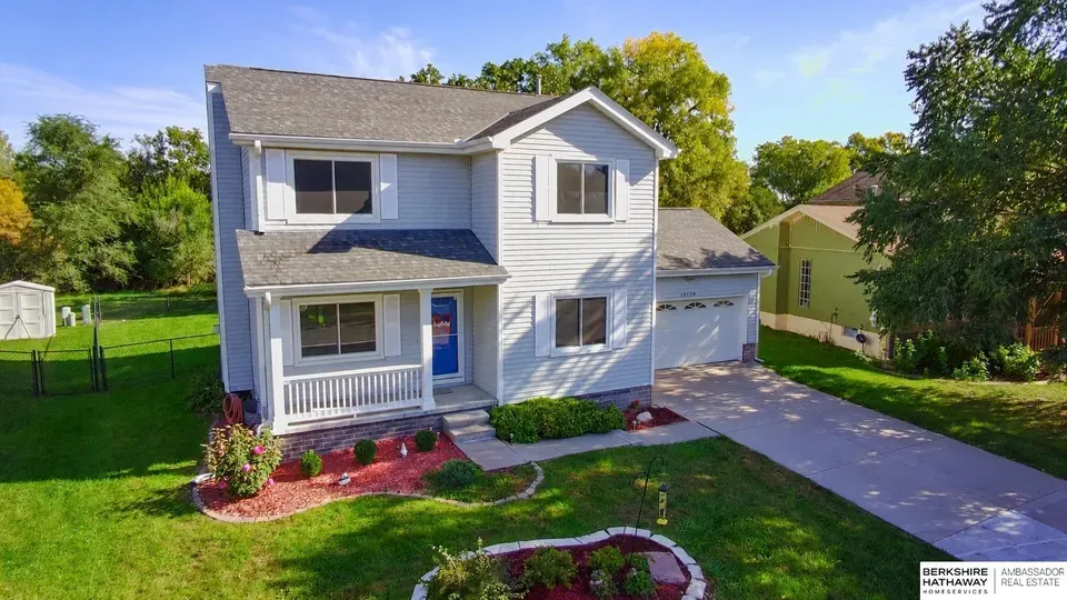 3 Bed 1 Bath Traditional Suburban Family Home in Omaha, NE - 2