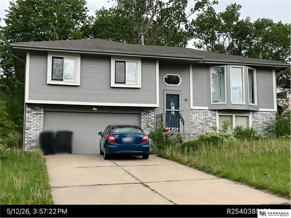 3 Bed 1 Bath Traditional Suburban Family Home in Omaha, NE
