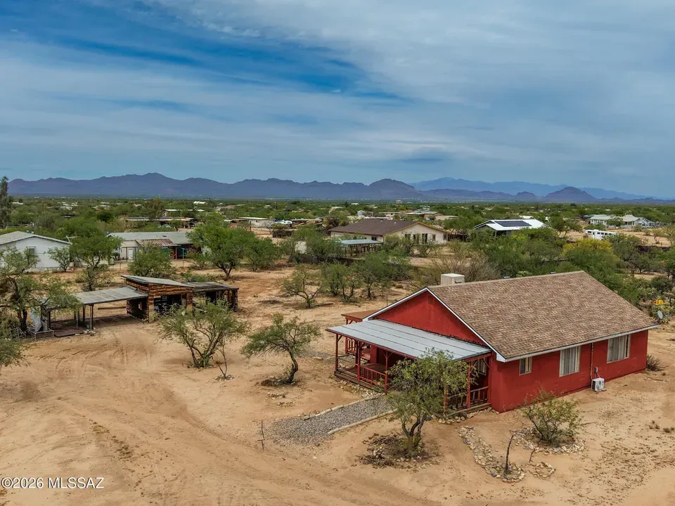 3 Bed 1 Bath Traditional Suburban Family Home in Tucson, AZ