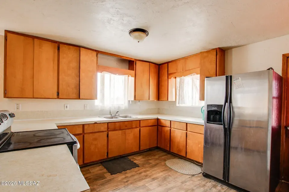 3 Bed 1 Bath Traditional Suburban Family Home in Tucson, AZ - 3