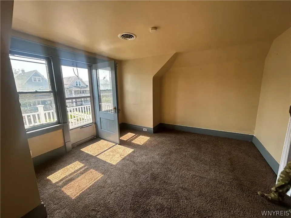 3 Bed 1 Bath Urban Residential Condo in Buffalo, NY - 4