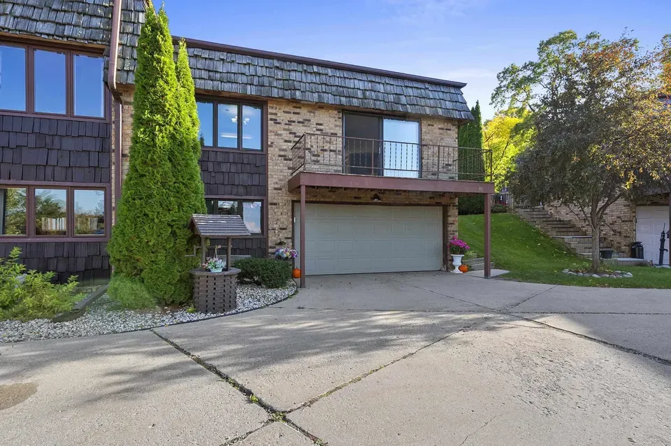 3 Bed 1 Bath Urban Residential Condo in Green Bay, WI - 5