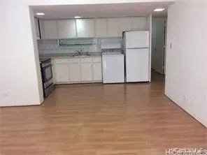 3 Bed 1 Bath Urban Residential Condo in Honolulu, HI - 2