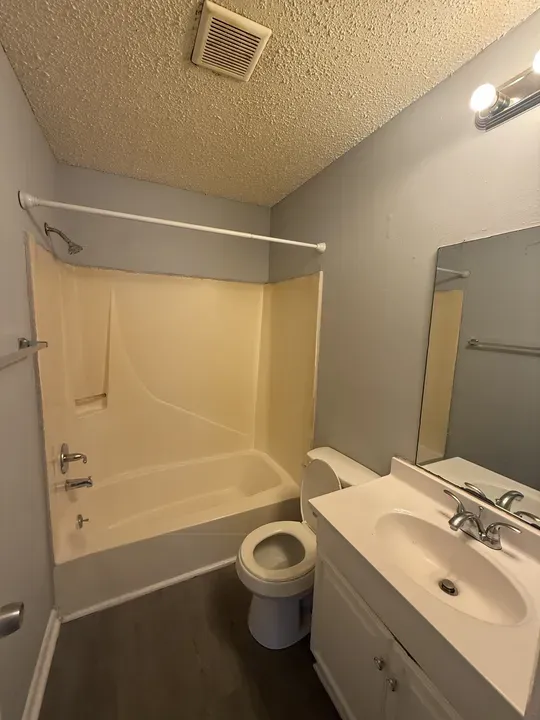 3 Bed 1 Bath Urban Residential Condo in Huntsville, AL - 3