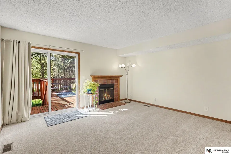 3 Bed 1 Bath Urban Residential Condo in Lincoln, NE - 3
